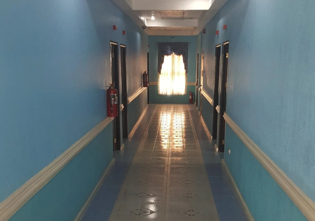 Kokomo's Suites Hotel