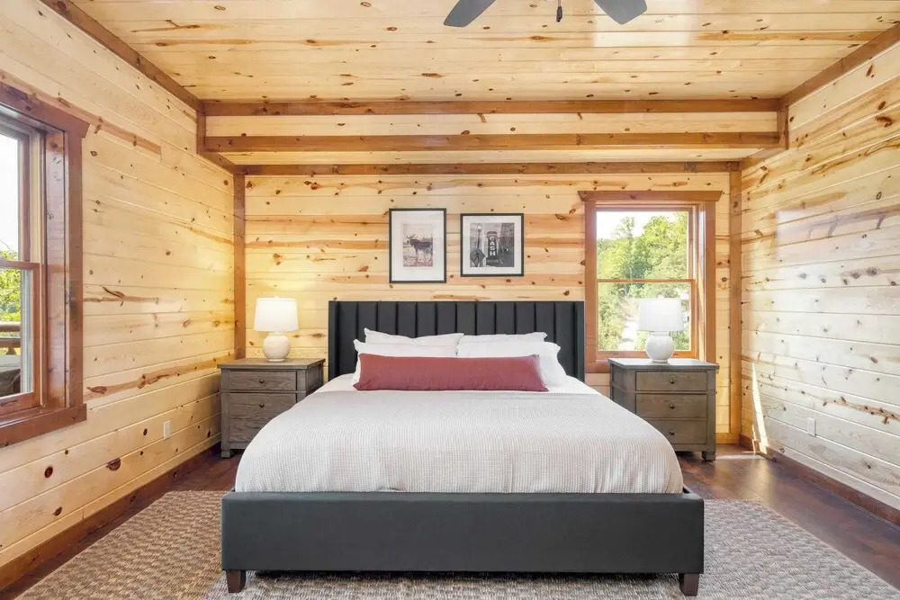 Wilder by Avantstay Group Retreat Pool + Hot Tub + Views Near Pigeon Forge Sleeps 24