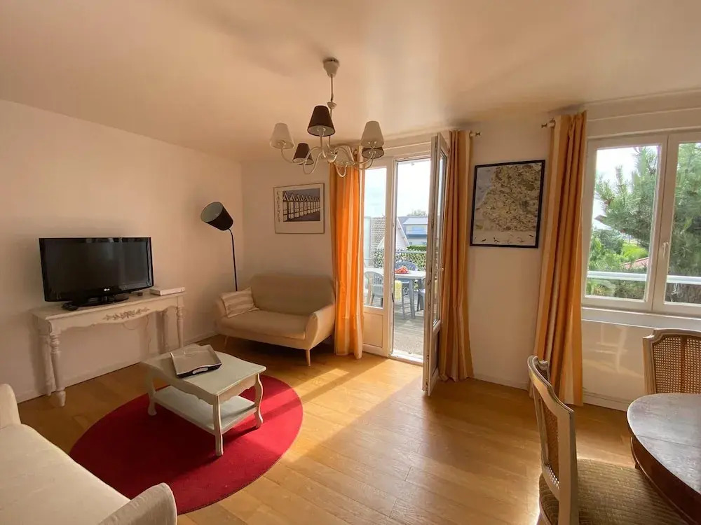 Beautiful Apartment, 2 Terraces, Near Beach