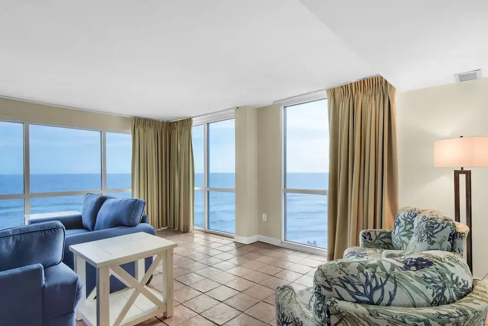 Shoreline Towers 1081