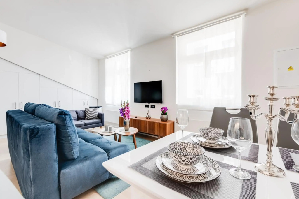 Royal Residence Apartment in the Heart of Prague