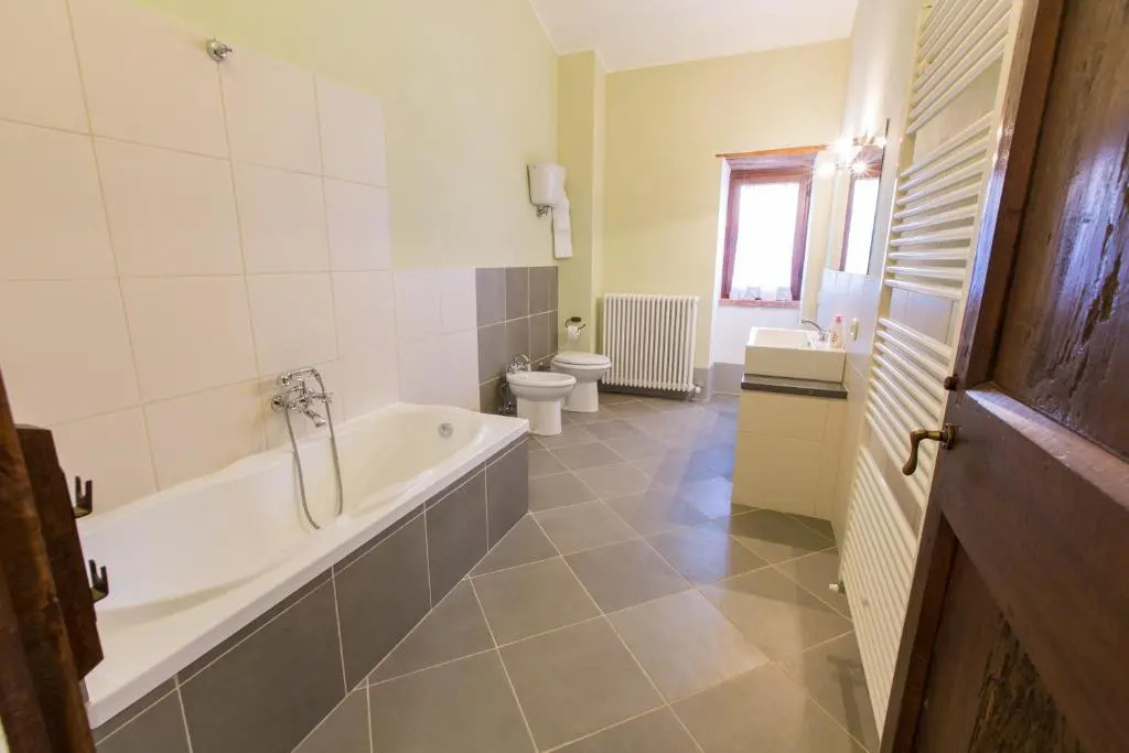 Borgo Colognola - Dimora Storica