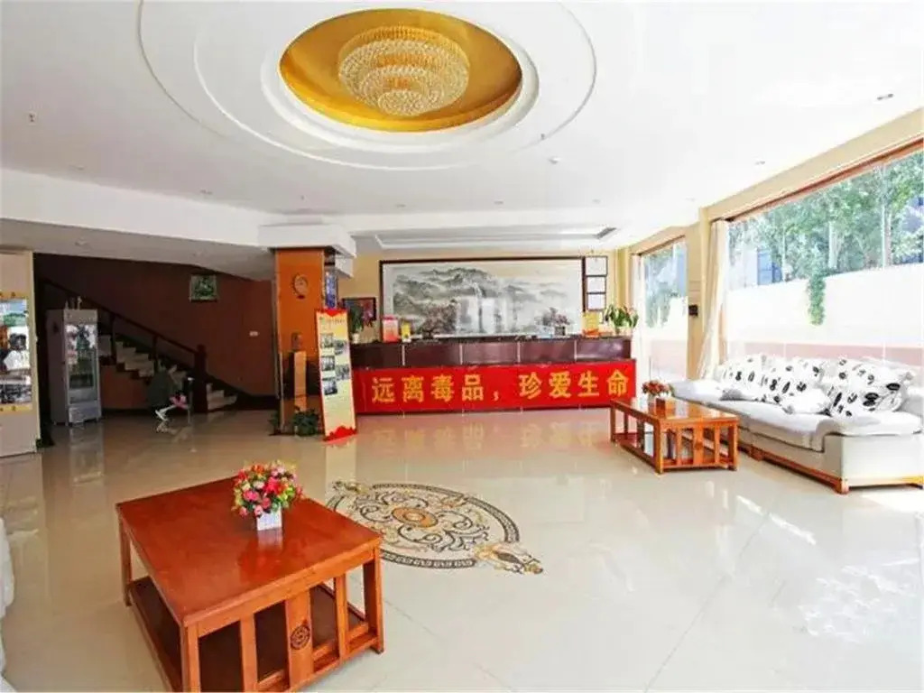 July Sky Business Hotel
