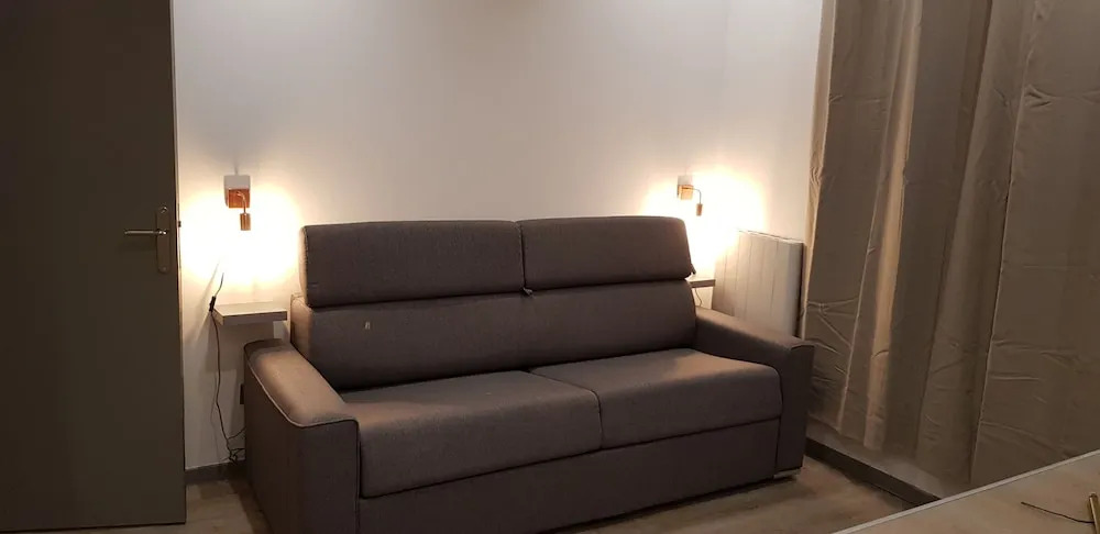Le Royale 48