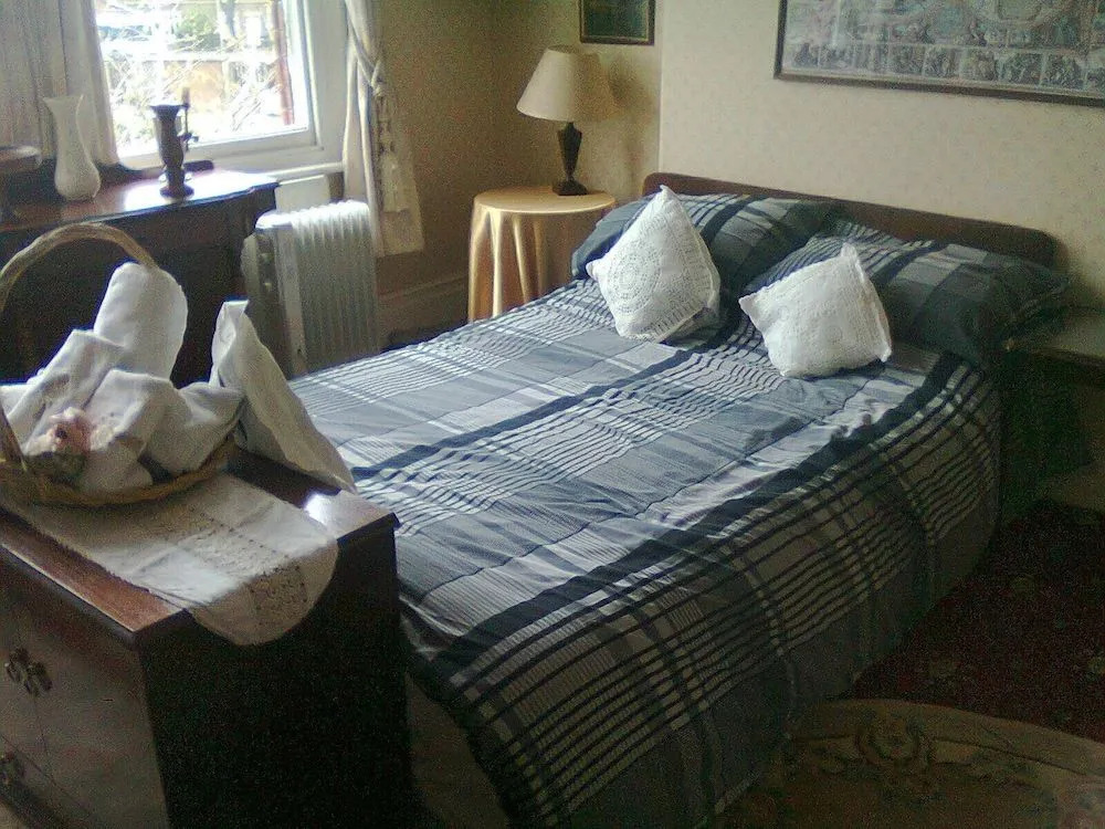 Ms McCreadys Guest House