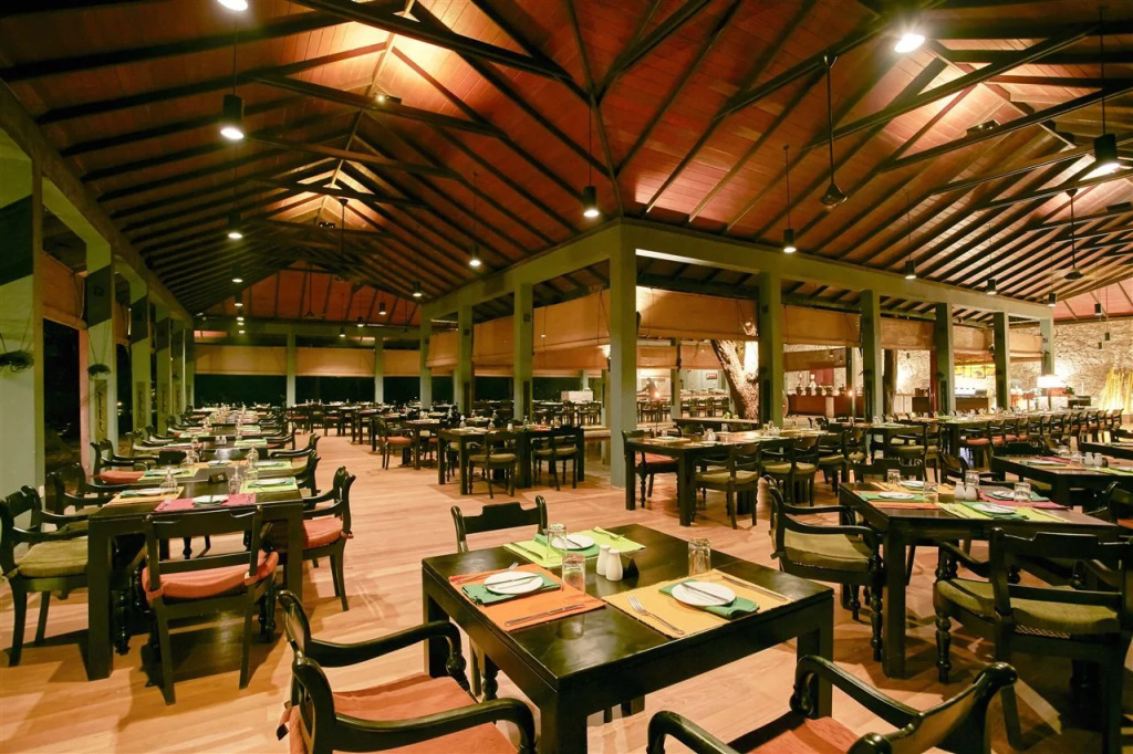Lovely lodge & Hostel