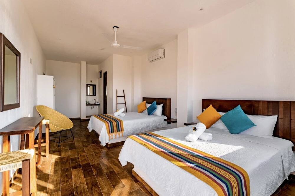 Punta Kai Hotel & Hostal