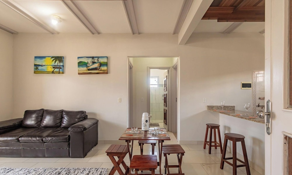 Apt W/pool and Barbecue Near the Beach BA Art003
