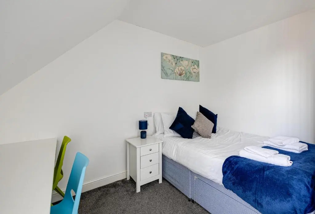 Stanley Sparkle Stays - 4BRooms, 4Beds, Prkg, Wifi