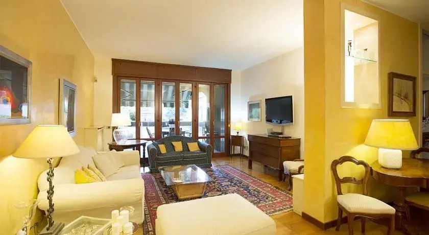 Stadium Apartment