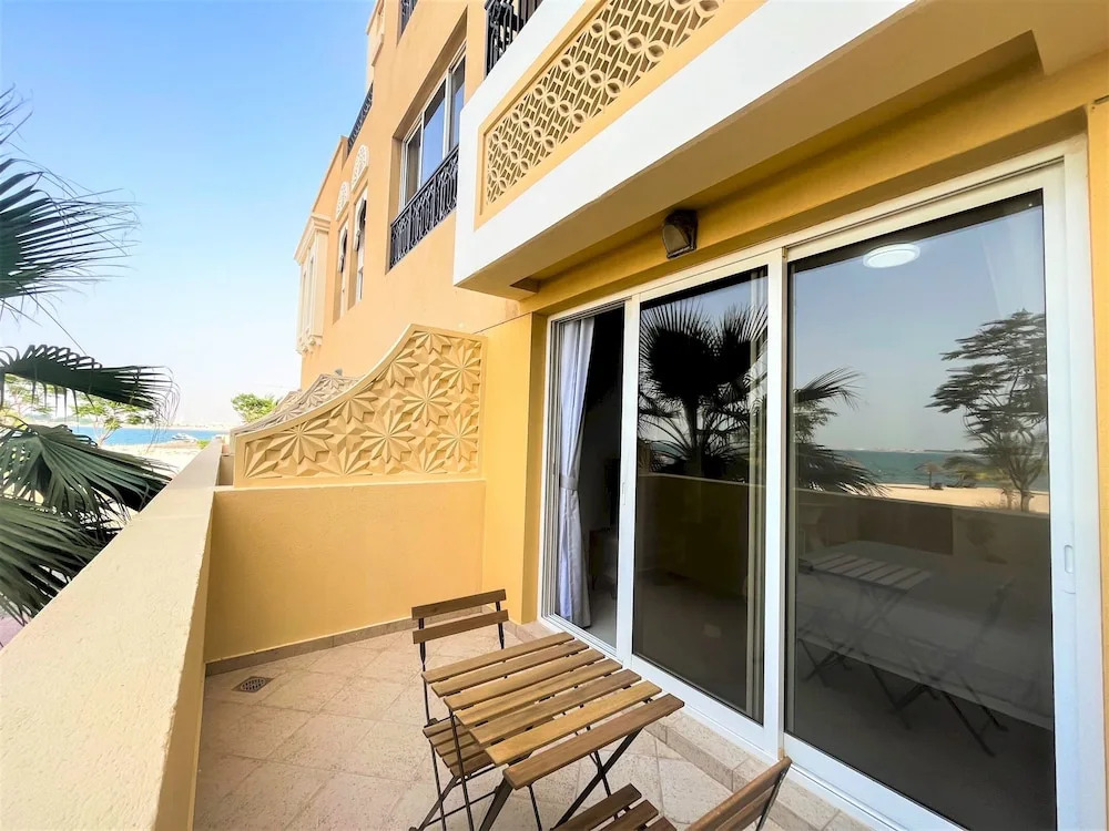Stunning Sea View Apt. With Balcony - RAK