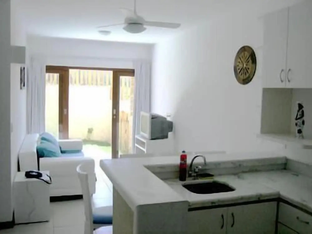 Picasso Flat