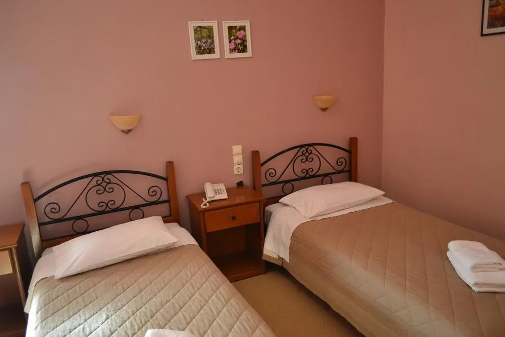 Anixis Hotel