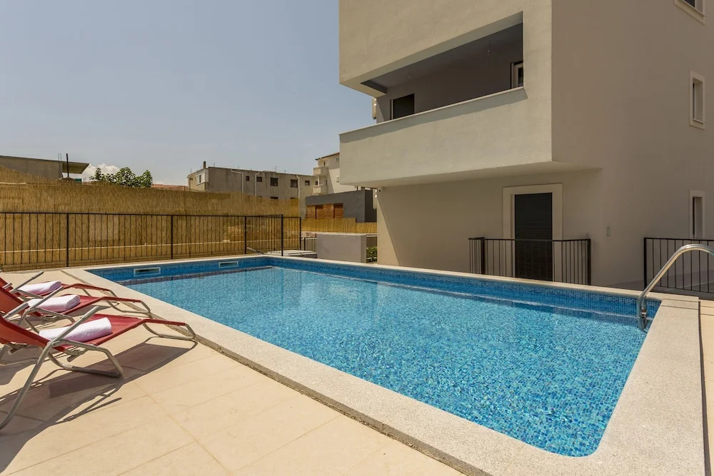 Beach Residence with pool and sea view