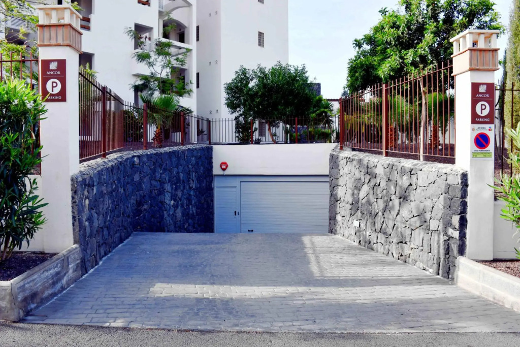 Ancor 2-4 POOL VIEW 2B