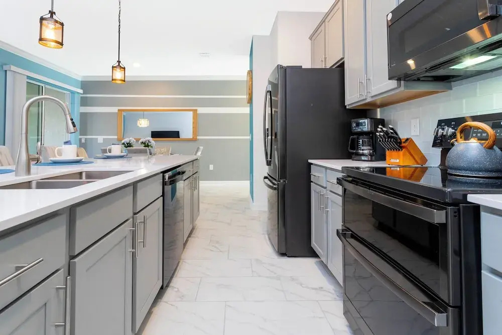 Splendid 4 Bd w/ Pool Close to Disney @ Champions Gate 1006
