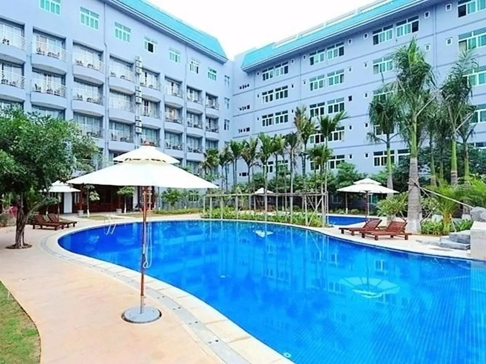 Bahama Holiday Hotel