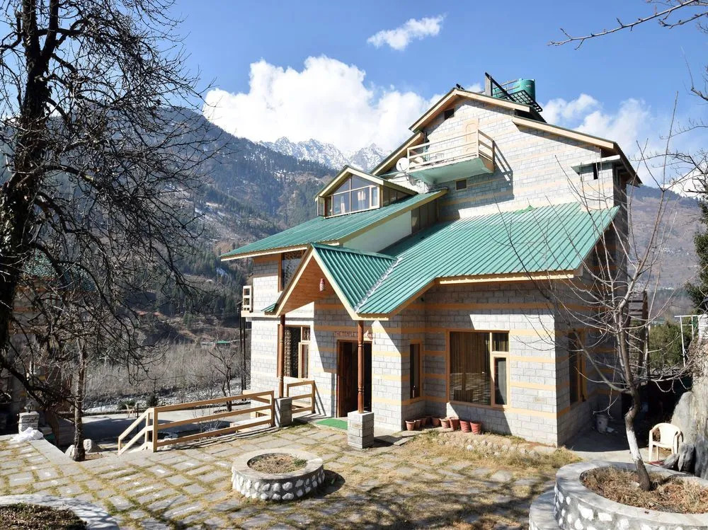 OYO 4782 Manzana Woodlet Cottage