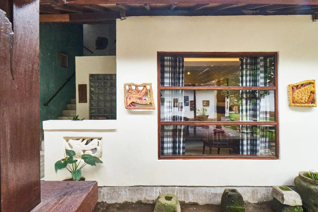 Rumah Paros & Gallery