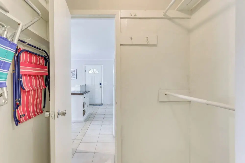 Pool Access, Walk to Beach: Hilton Head Haven!