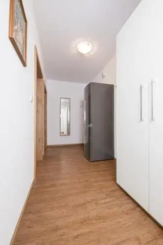 Ferienwohnung Haus Zyka - inklusive STUBAI SUPERCARD - nähe Elferlifte - Supermarkt - Busstop