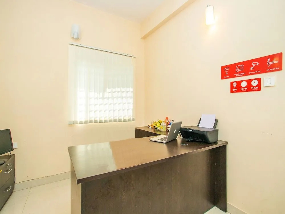 OYO 12962 Mafroosha Corporate Suites