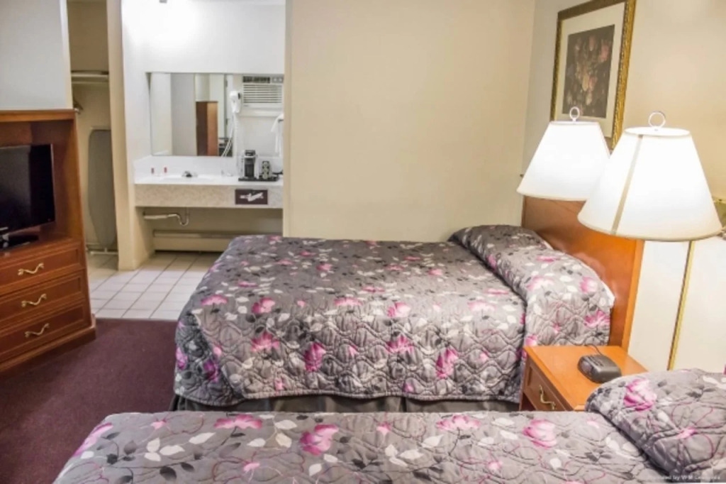 Economy Inn