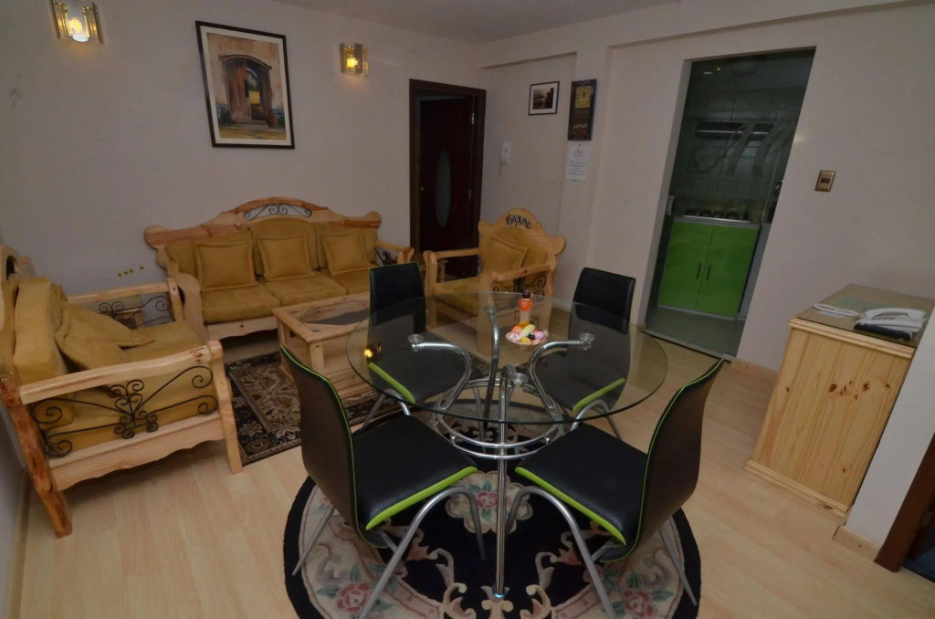 Almudena Apart Hotel