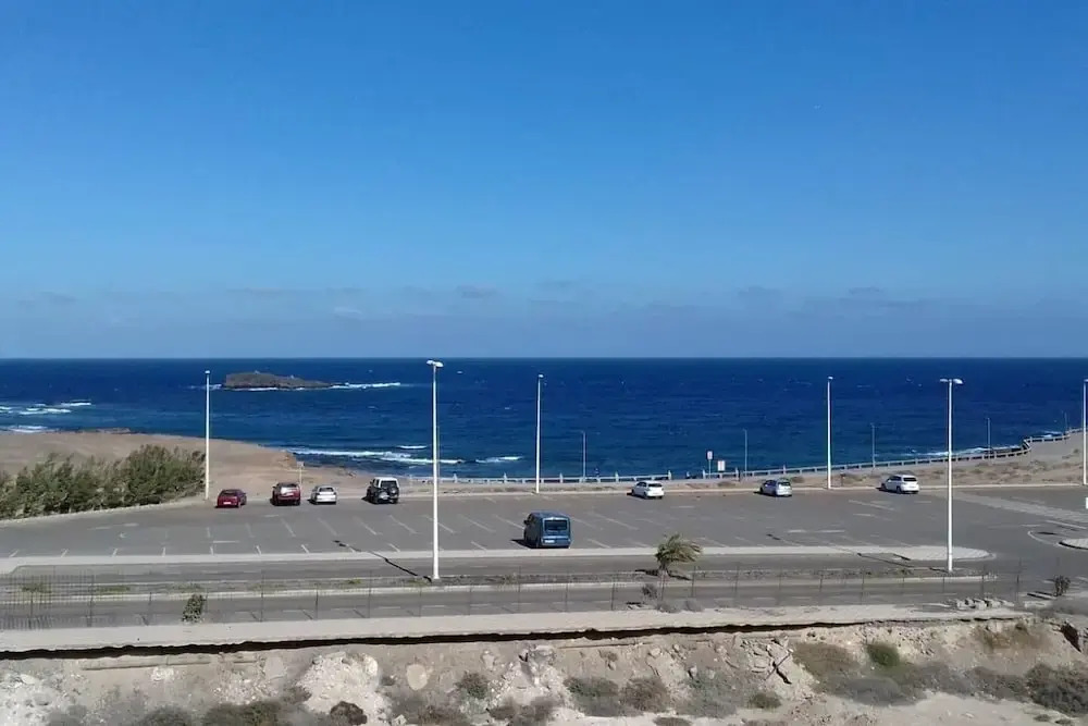 Beachfront House in Playa de Arinaga