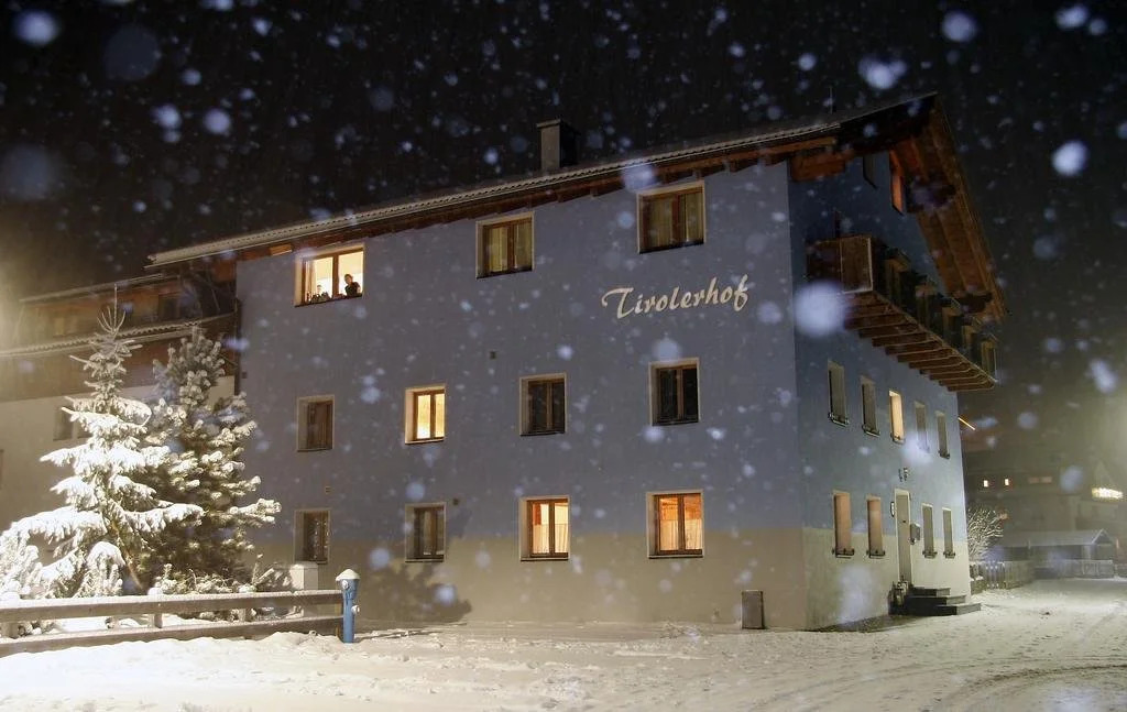 Tirolerhof - Appartementhaus