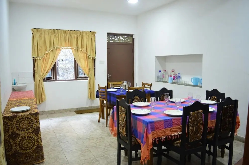 Elkaduwa Bungalow