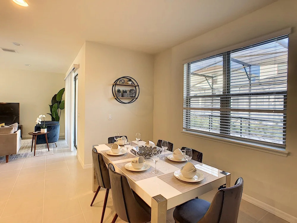 Dubai Oasis