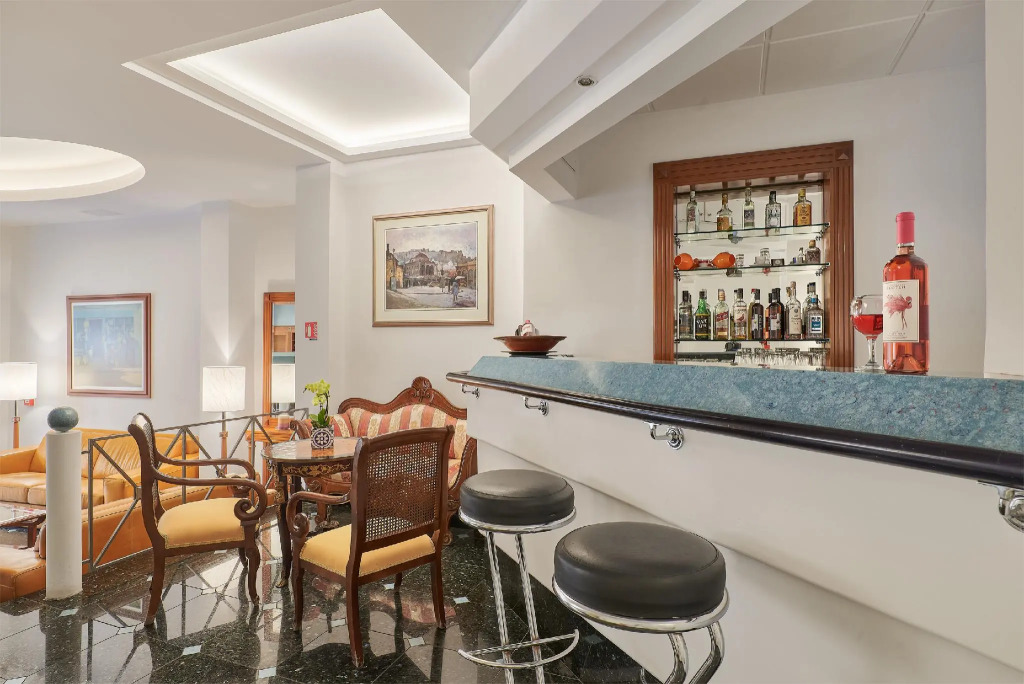 Athos Hotel