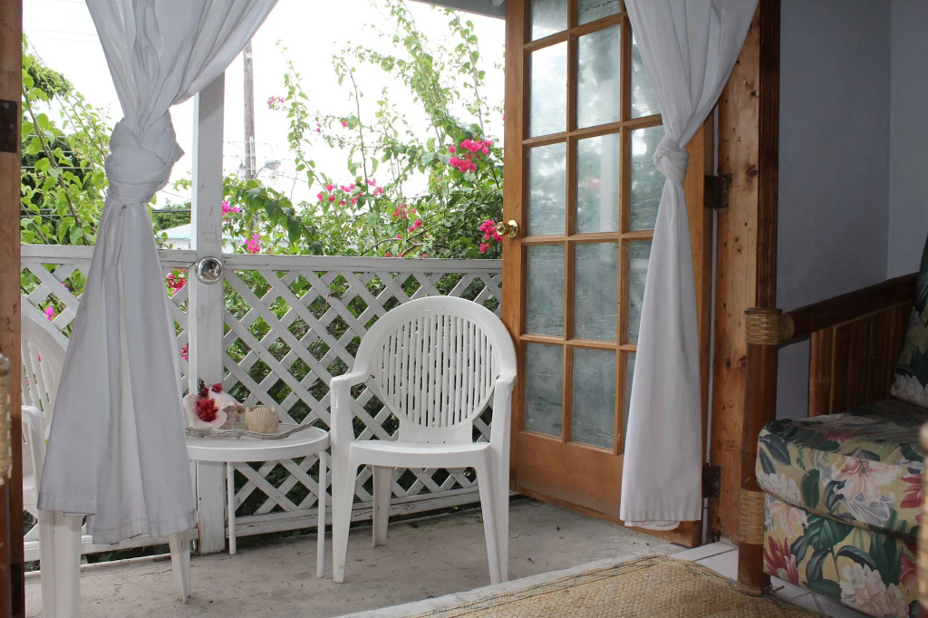 Tingum Village Hotel