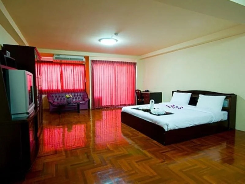 Yamadaya Apartment