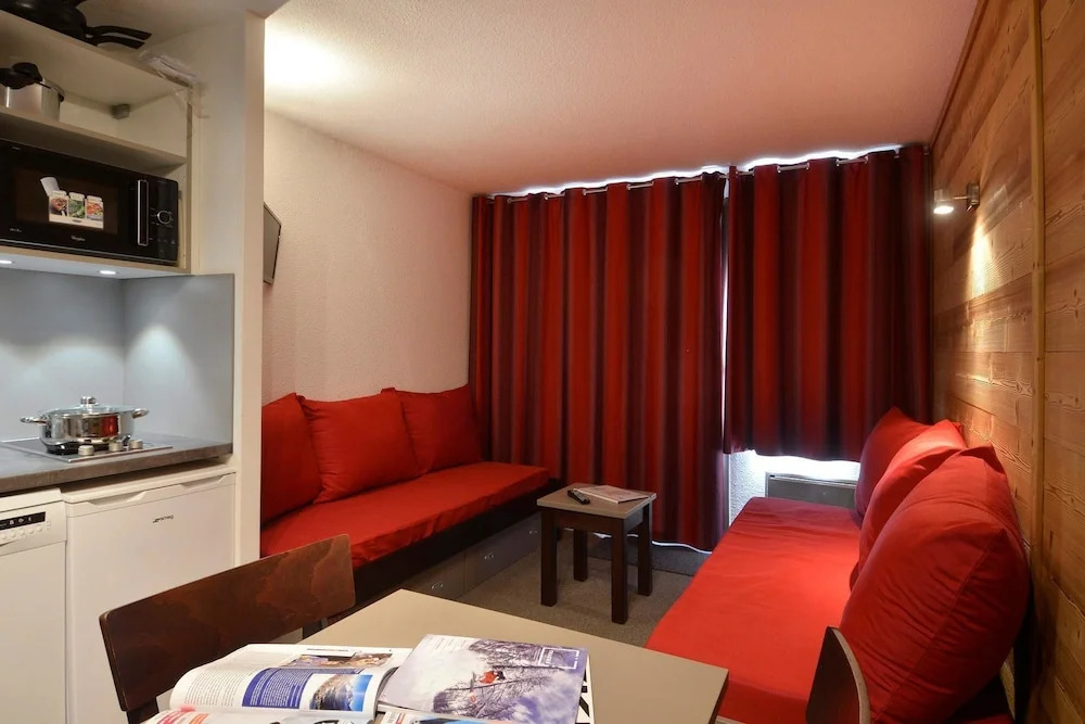 Belle Plagne Studio for 4 People of 23m², Located on the Slopes Th108