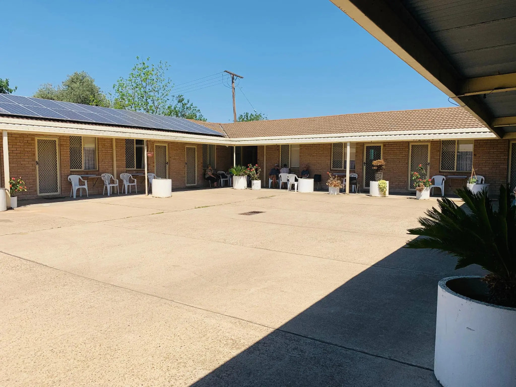 Angels Rest Motel