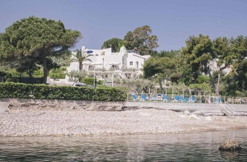 Villa Vignola Hotel