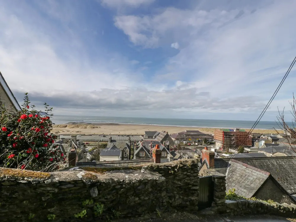 Seaview Apartment