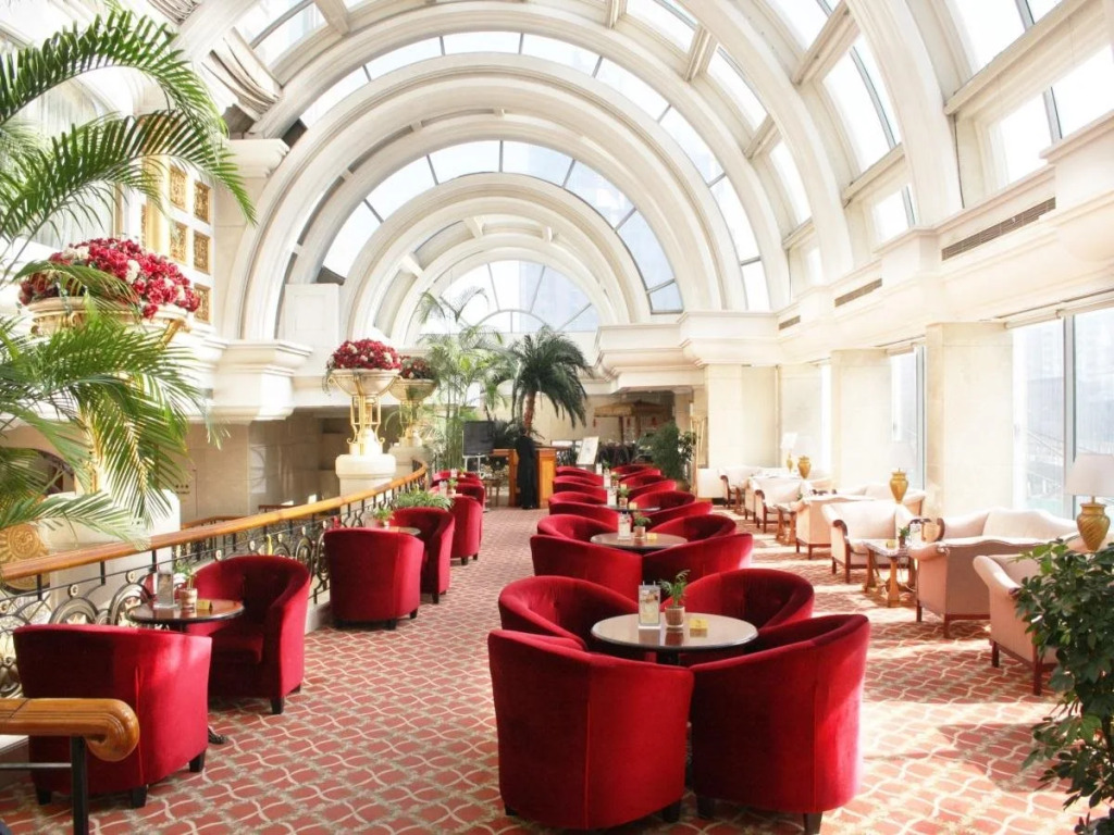 Celebrity International Grand Hotel