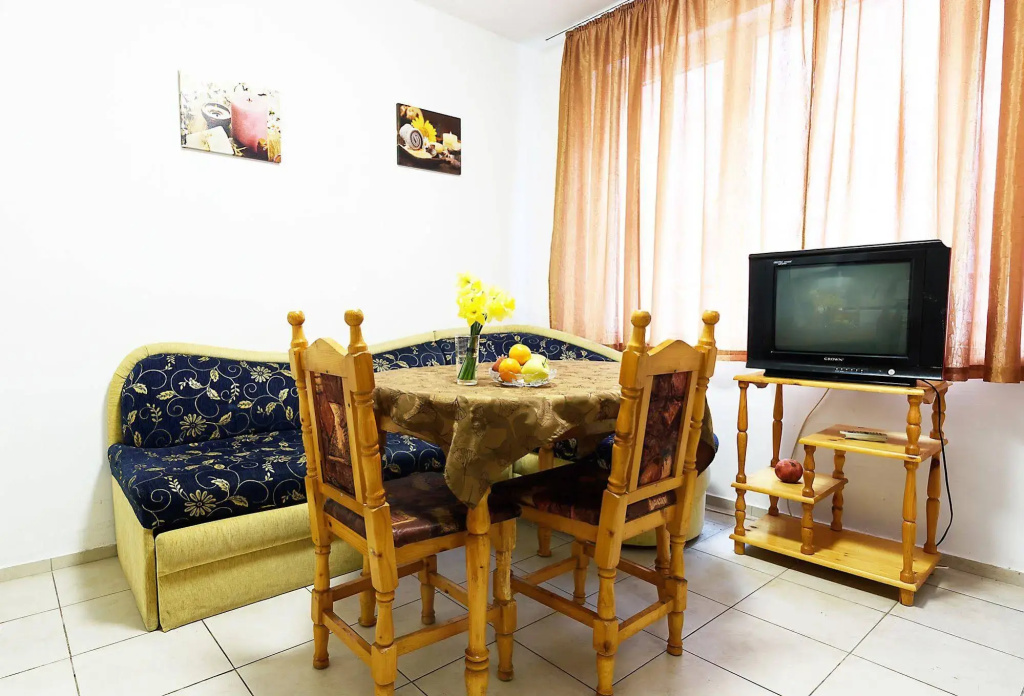 Samuil Apartments - 2 star apartment accommodation; Апартаменти Самуил