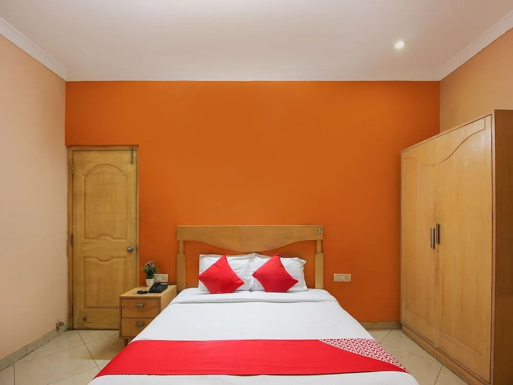 OYO 18488 Hallmark Begumpet