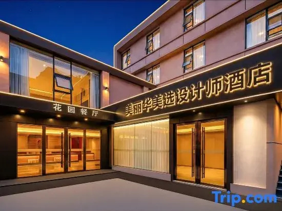 Designer's Hotel of Grace and Elegance