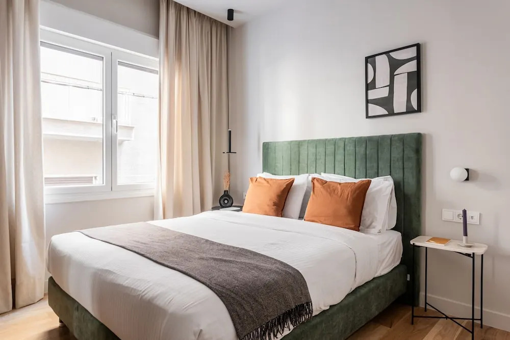 Sleek City 1BR Escape in Athens