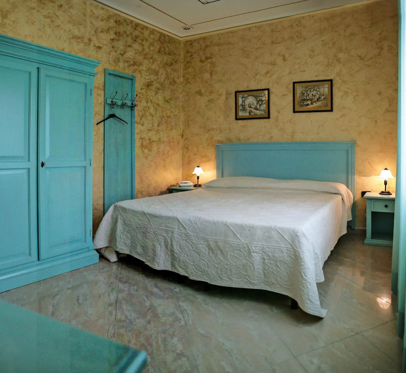 Mannu Hotel