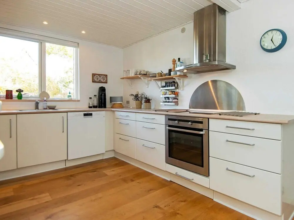 8 Person Holiday Home in Grenaa