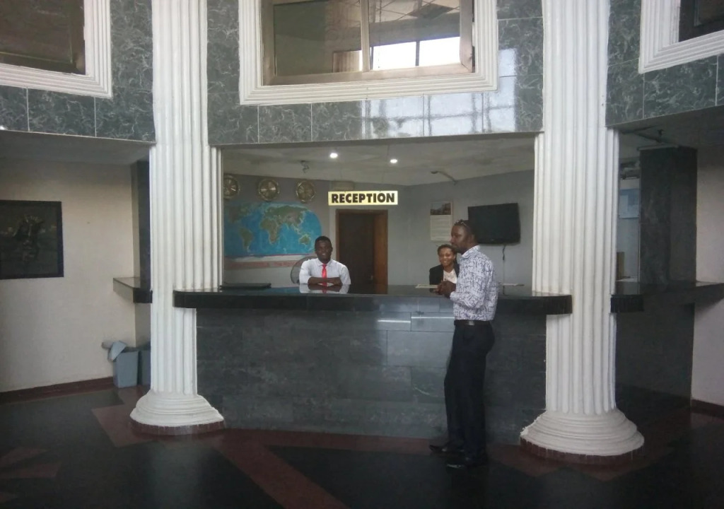 Serob Hotels