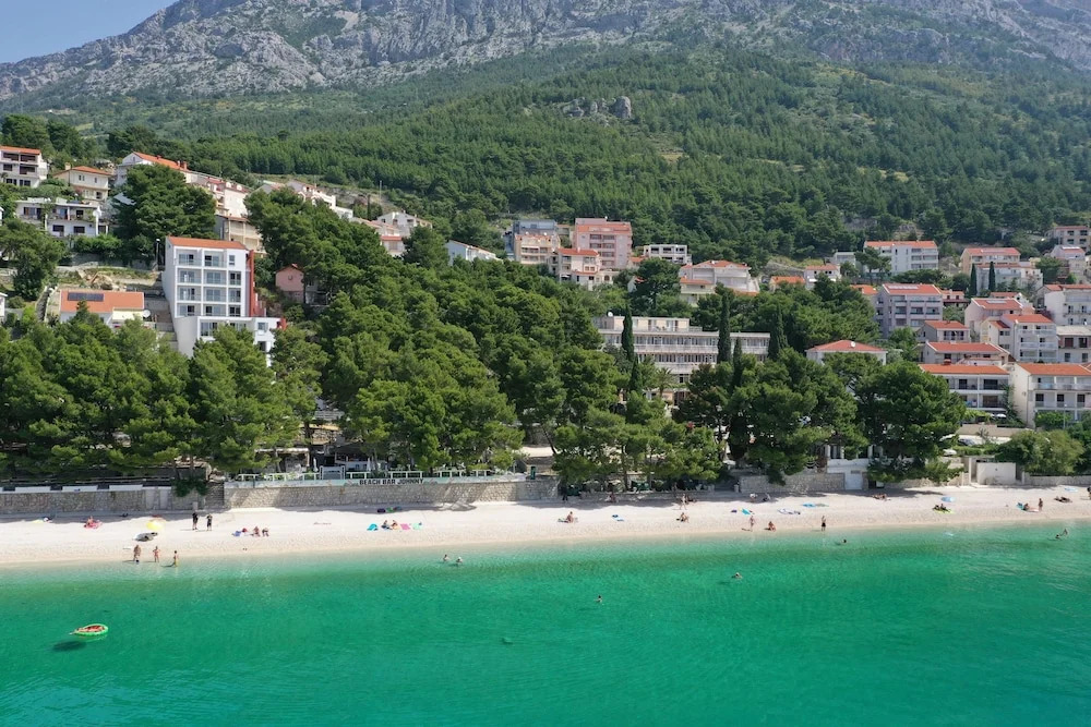 Noemia Apartments