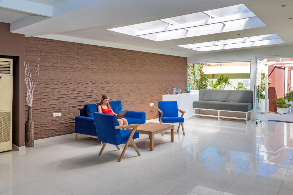 Cameo Beach Resort