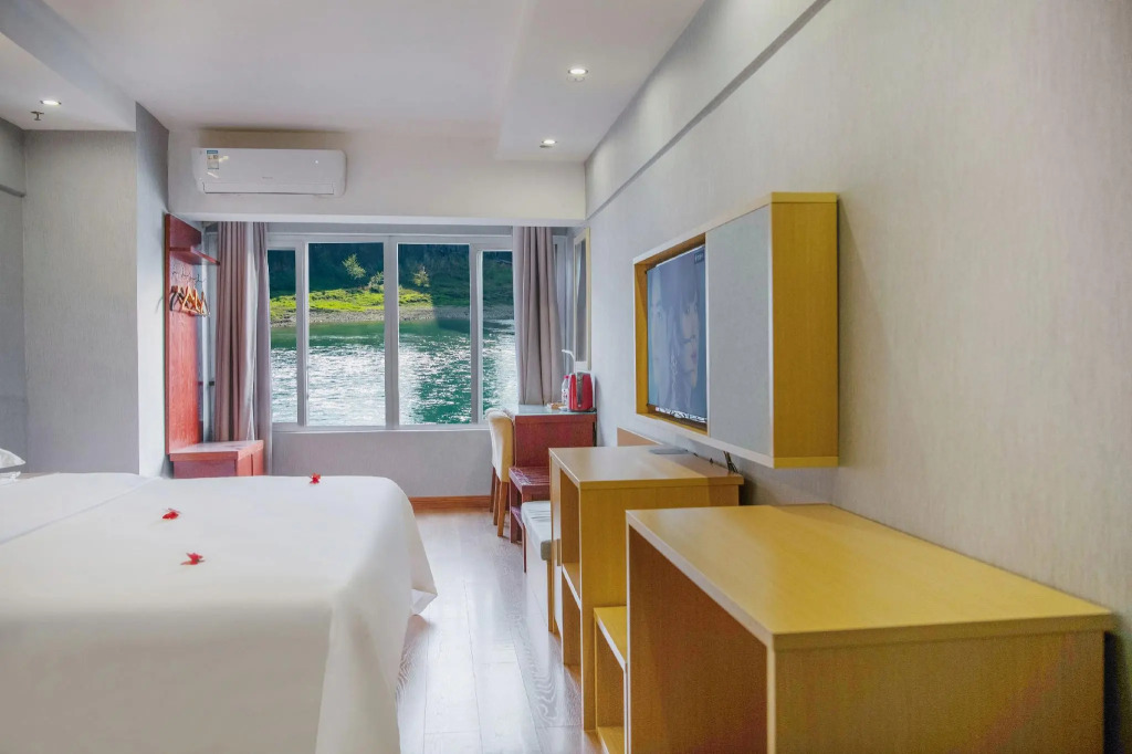 Shuiyang Nianhua Hotel